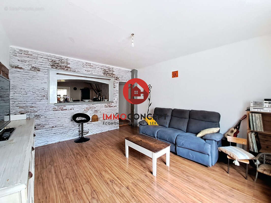 Maison à ROQUEMAURE