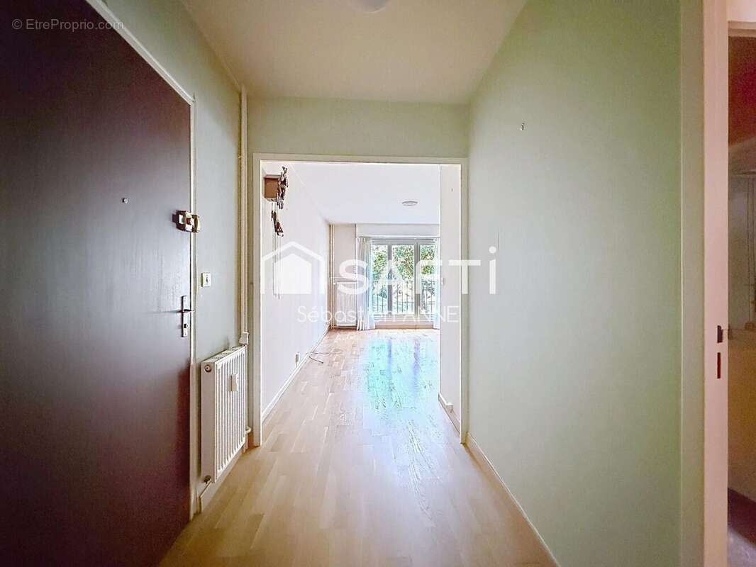 Appartement 70 m² à Caen  - photo 7