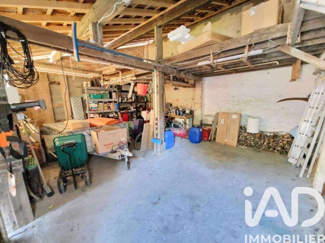 Maison 131 m² à Cernoy-En-Berry  - photo 7