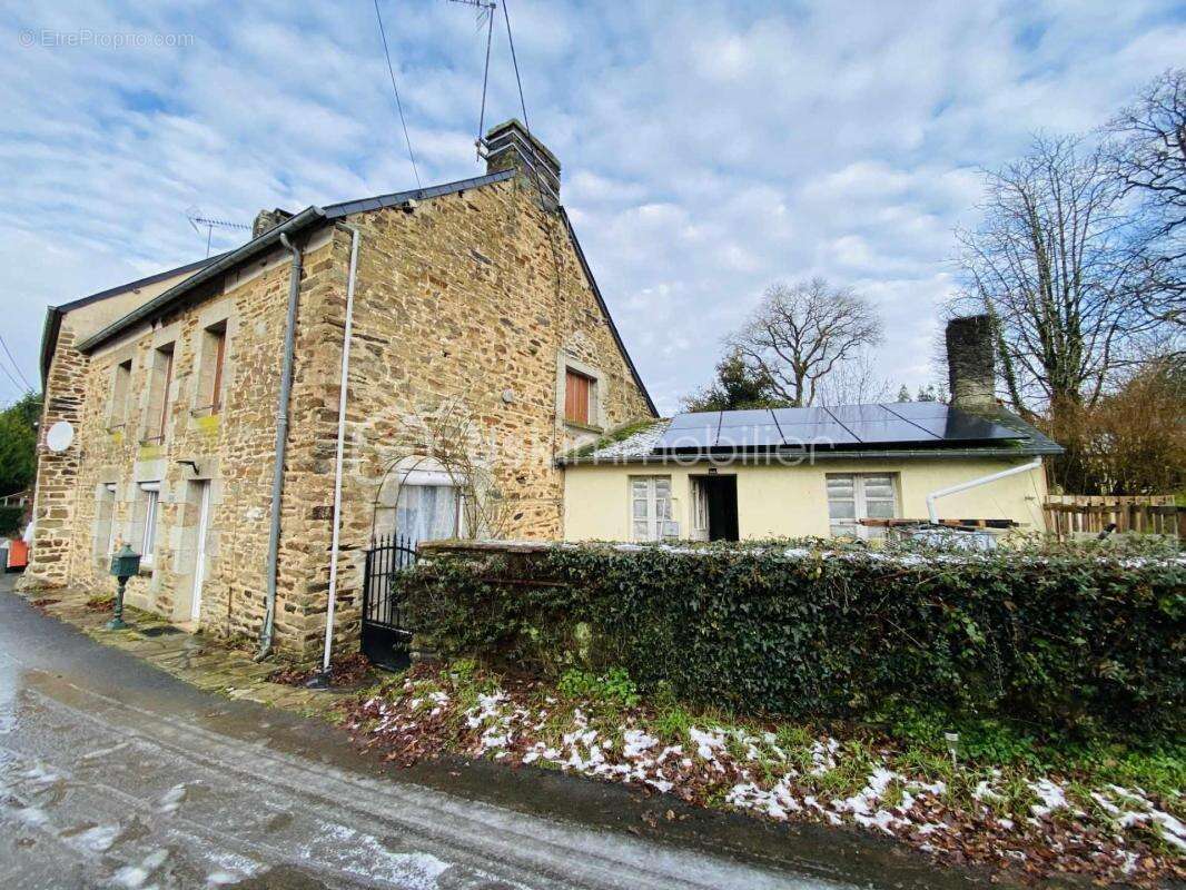 Maison à GUILLIERS