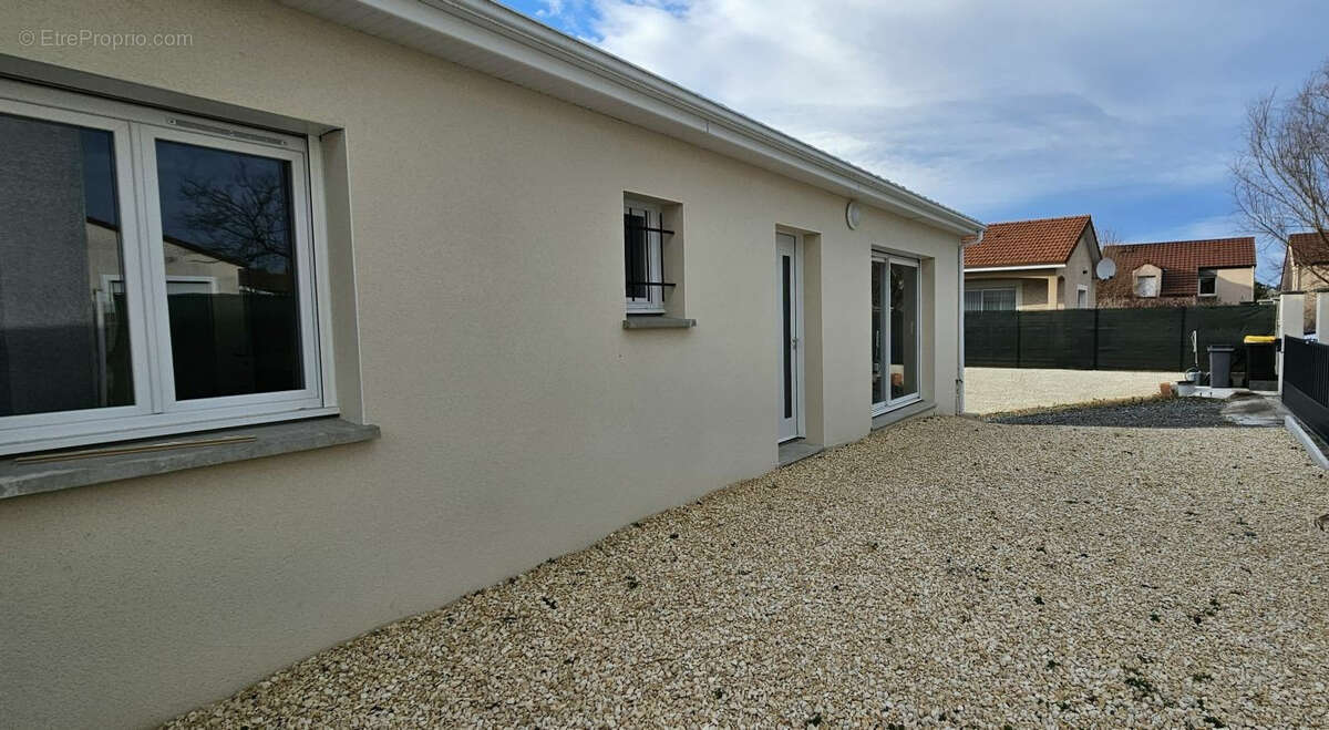 Maison à CUSSET