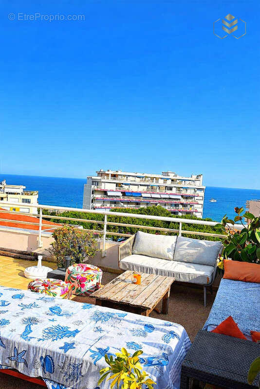 Appartement à ROQUEBRUNE-CAP-MARTIN