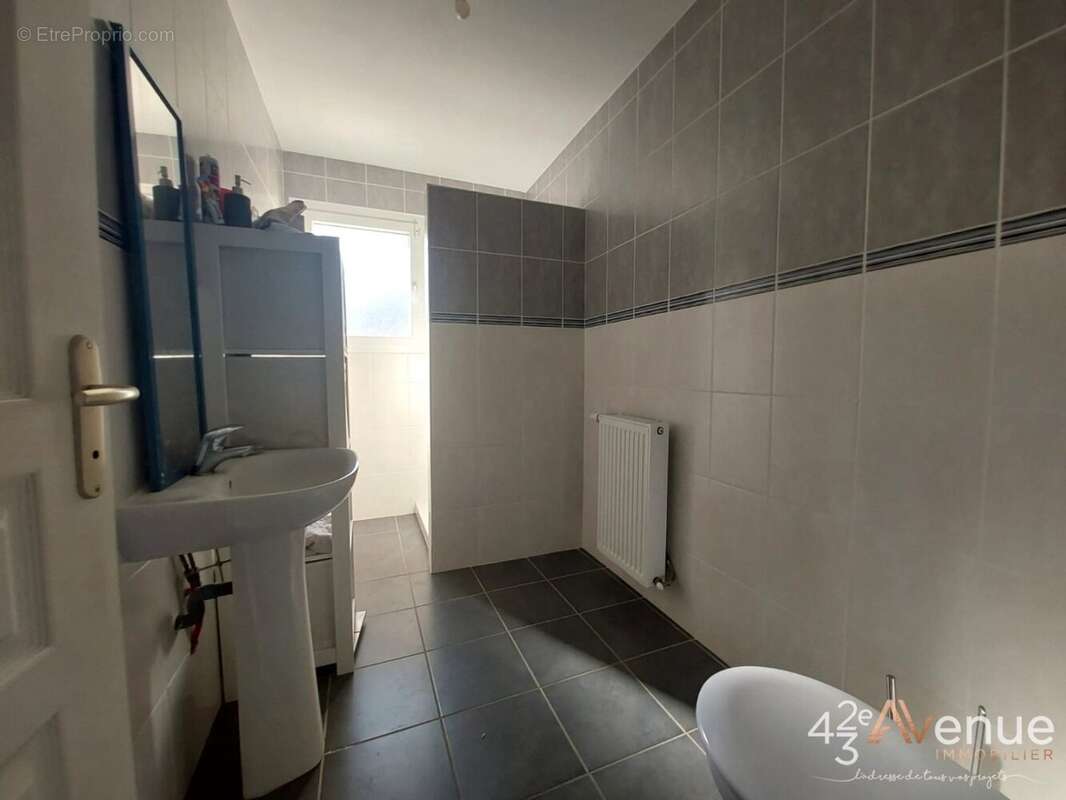 Maison à LA RICAMARIE