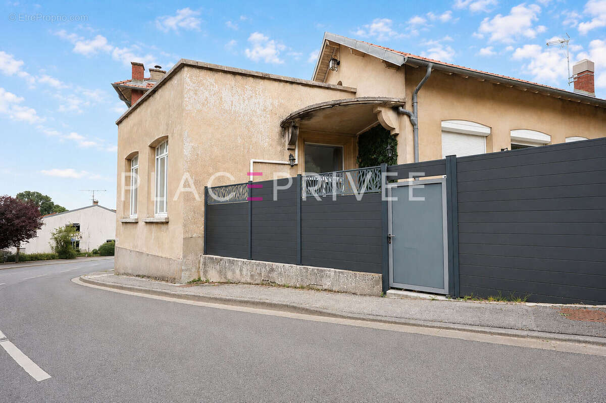 Appartement avec terrasse - photo 12