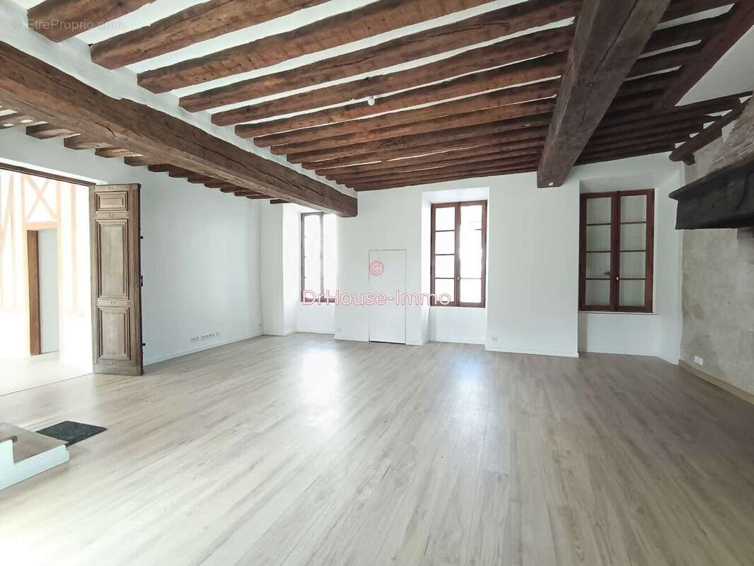 Maison à COULOMMIERS