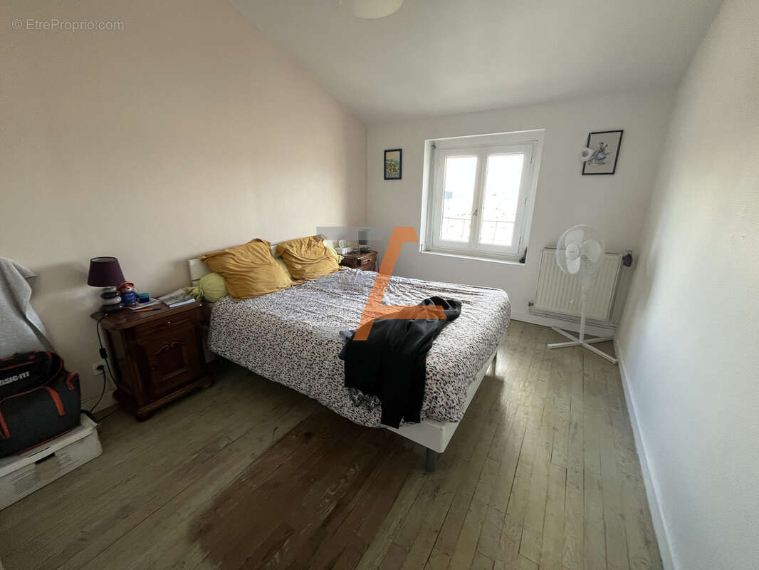 Appartement à SAINT-ETIENNE