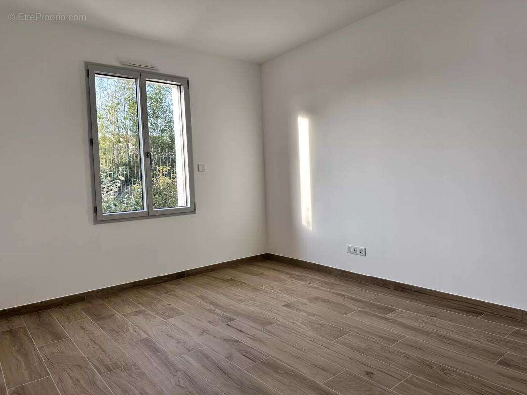 Maison à SAINTE-SOULLE