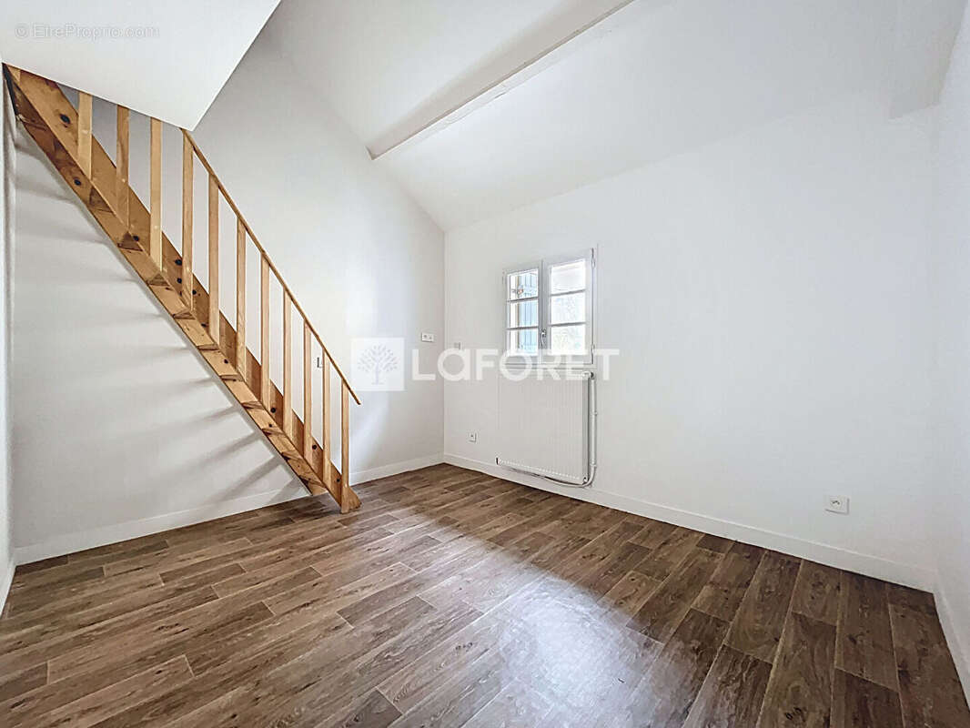 Appartement à FOSSES