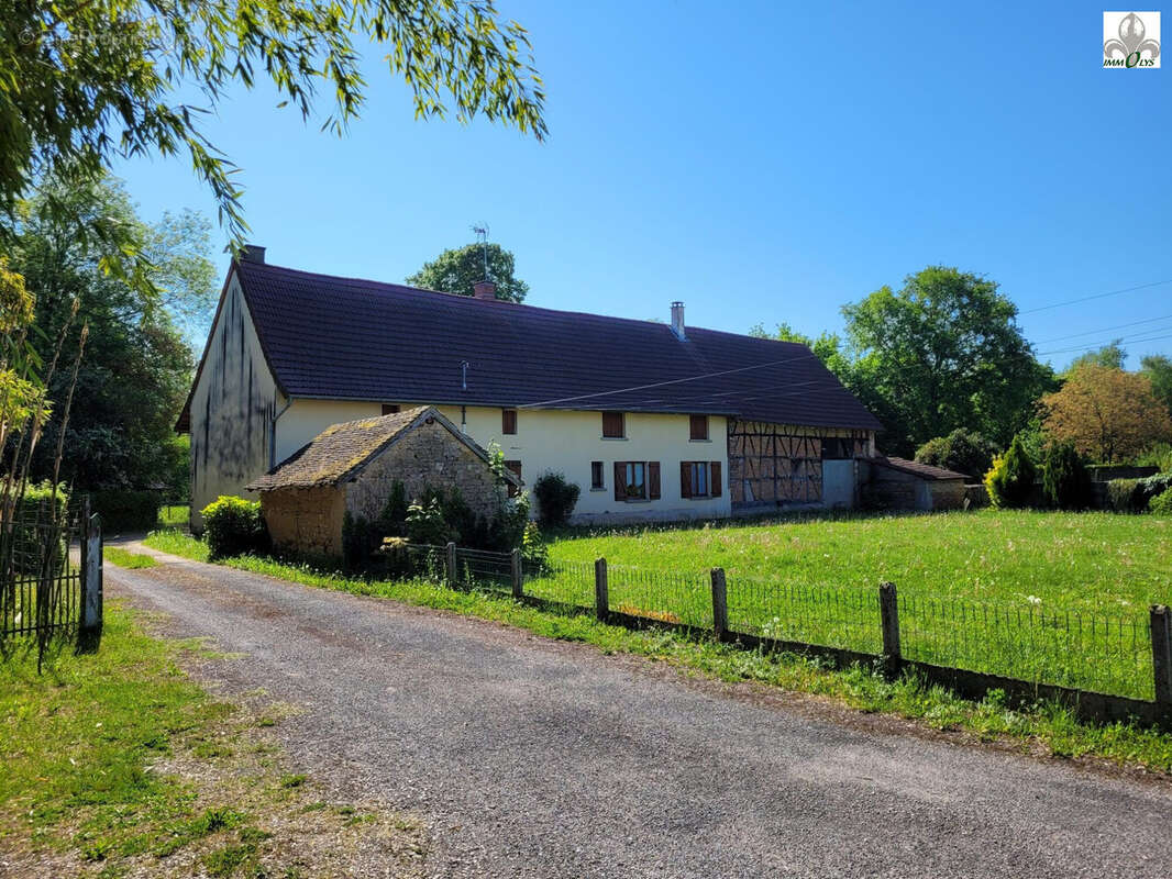 Maison à SIMANDRE