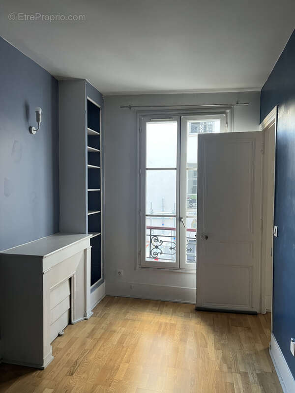 Appartement à PARIS-7E