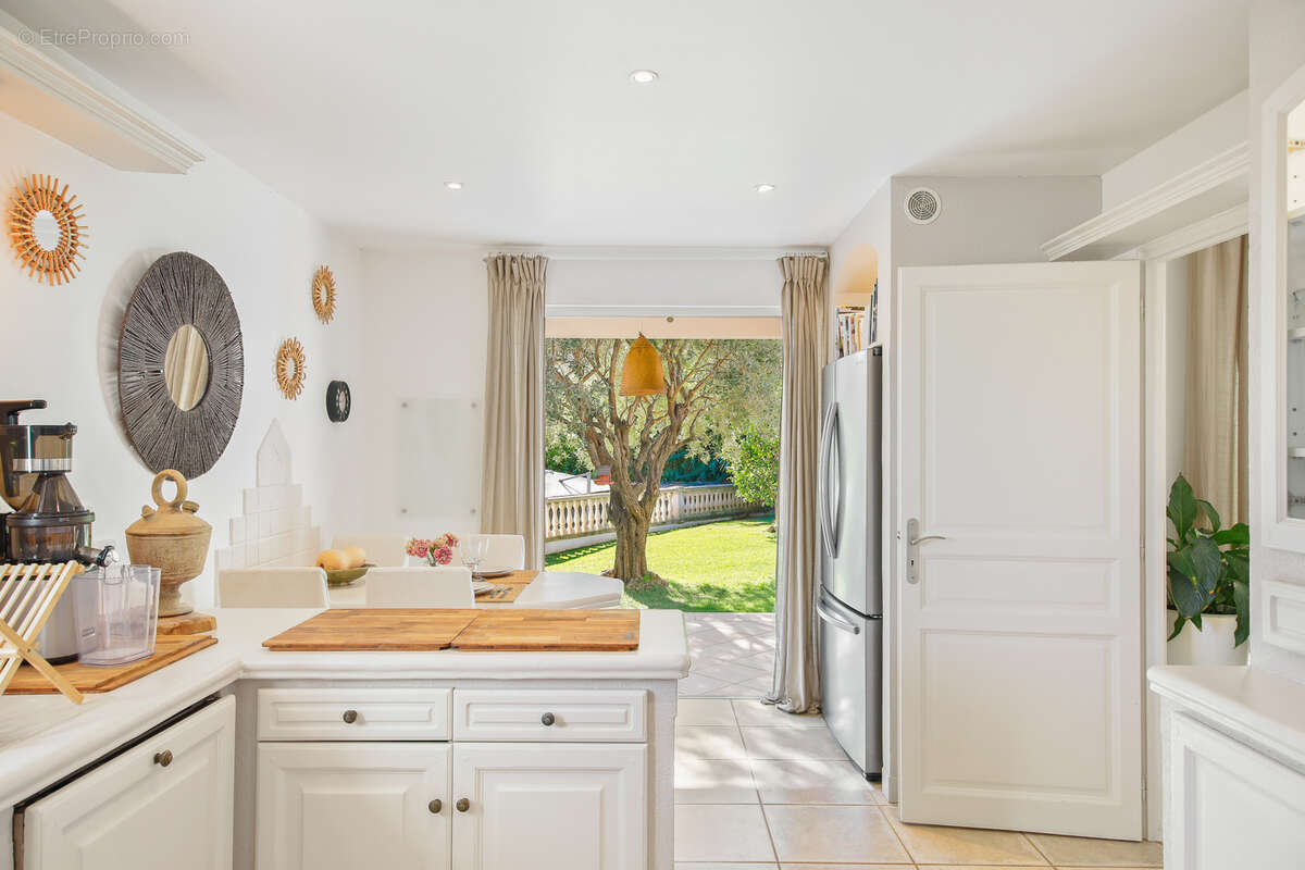 Maison à CARQUEIRANNE