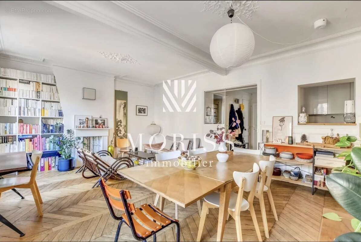 Appartement à PARIS-11E