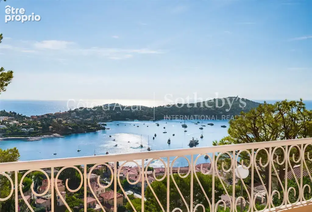 Villefranche sur Mer, appartement rénové avec vue mer au Col de Villefranche - photo 16