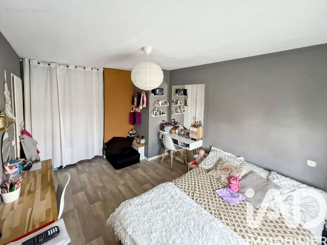 Maison 126 m² à Montereau-Sur-Le-Jard  - photo 9