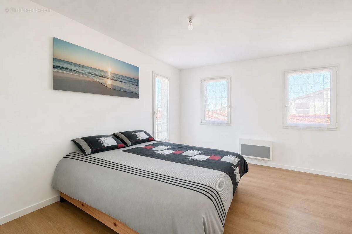 Maison rénovée de 4 pièces, La Chaume - photo 3