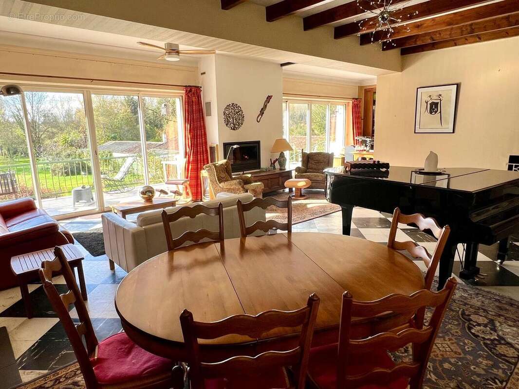 Photo 6 - Maison à SAINT-JEAN-D'ANGELY