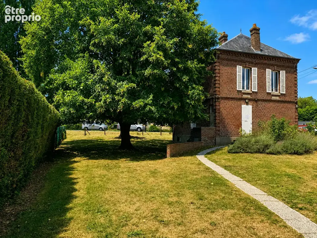 Ancien bâtiment communal à réhabiliter en maison ou plusieurs appartements ! - photo 13