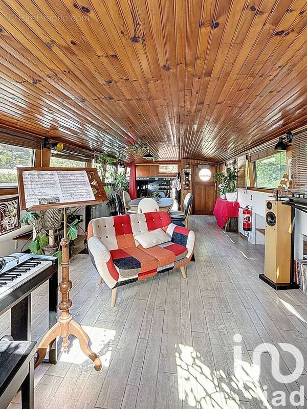 Photo 1 - Maison à SAINT-MAUR-DES-FOSSES