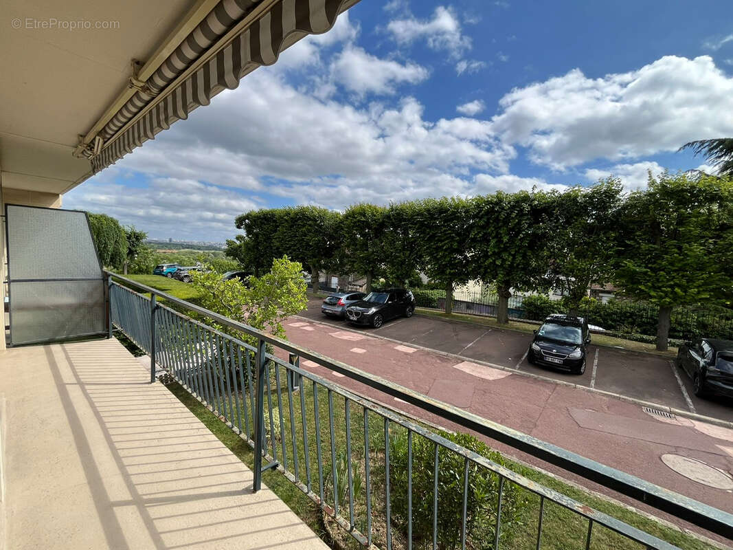 Appartement à SURESNES
