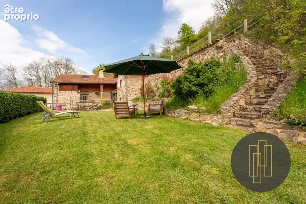 Propriete ancienne courzieu-terrain de 54 480 m2 - photo 11