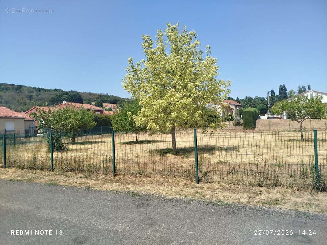 Terrain 856 m² à Issoire  - photo 4