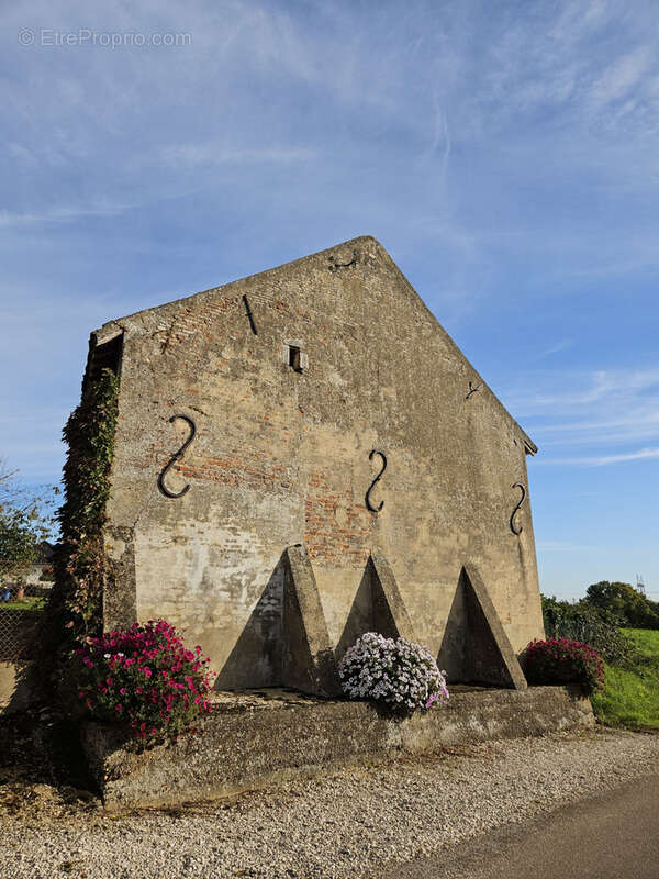 Maison à VERDUN-SUR-LE-DOUBS