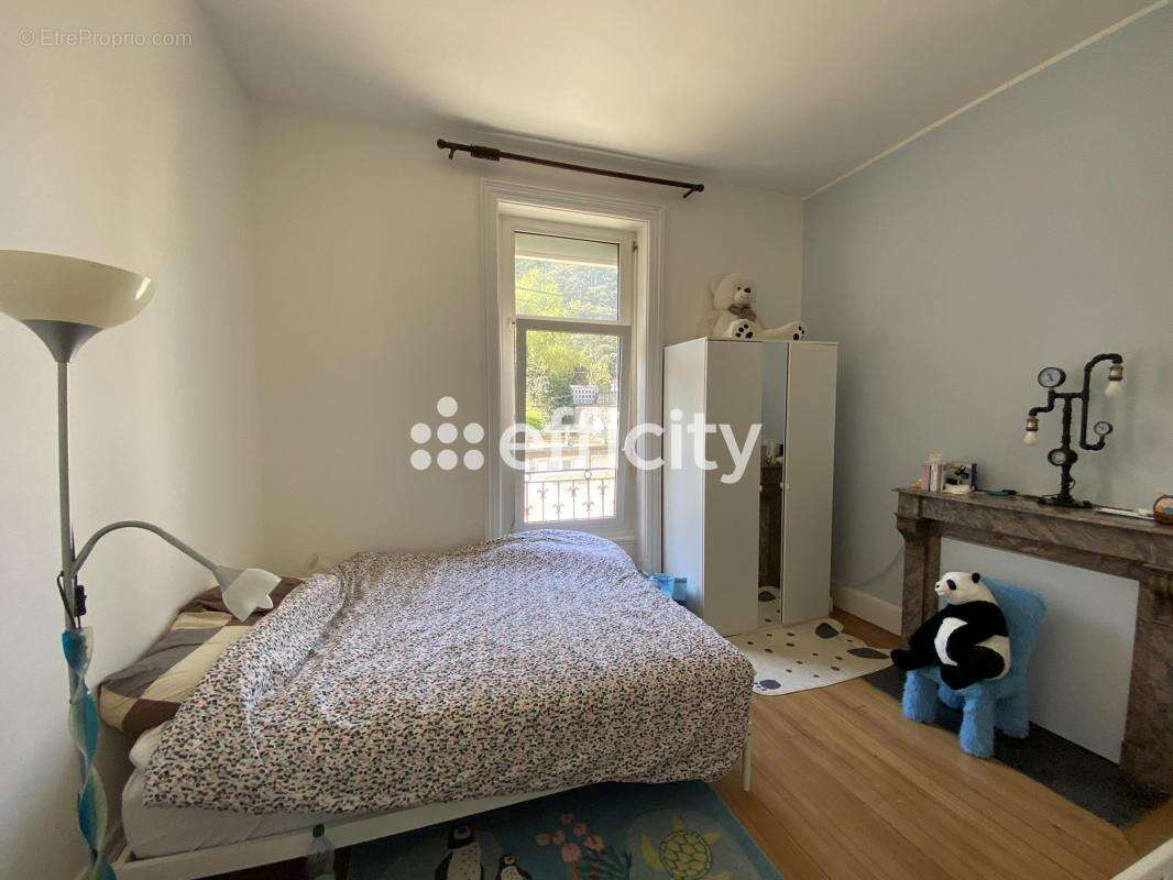 Maison à SAINT-ETIENNE