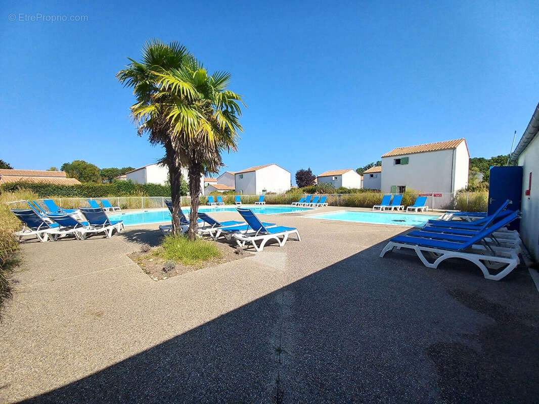 Charmante villa 4 pièces avec garage, terrasse et jardin au coeur d'une résidence avec piscine - photo 16