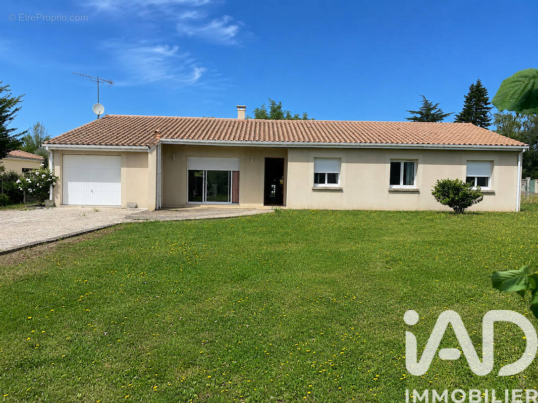 Photo 1 - Maison à BONZAC