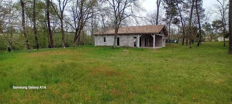 Maison à CASTELJALOUX