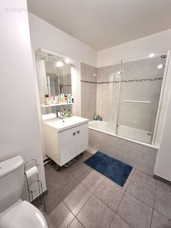 La rochette centre ville - appartement 2 pieces - 1 chambre - balcon - parking privatif sous sol - photo 8