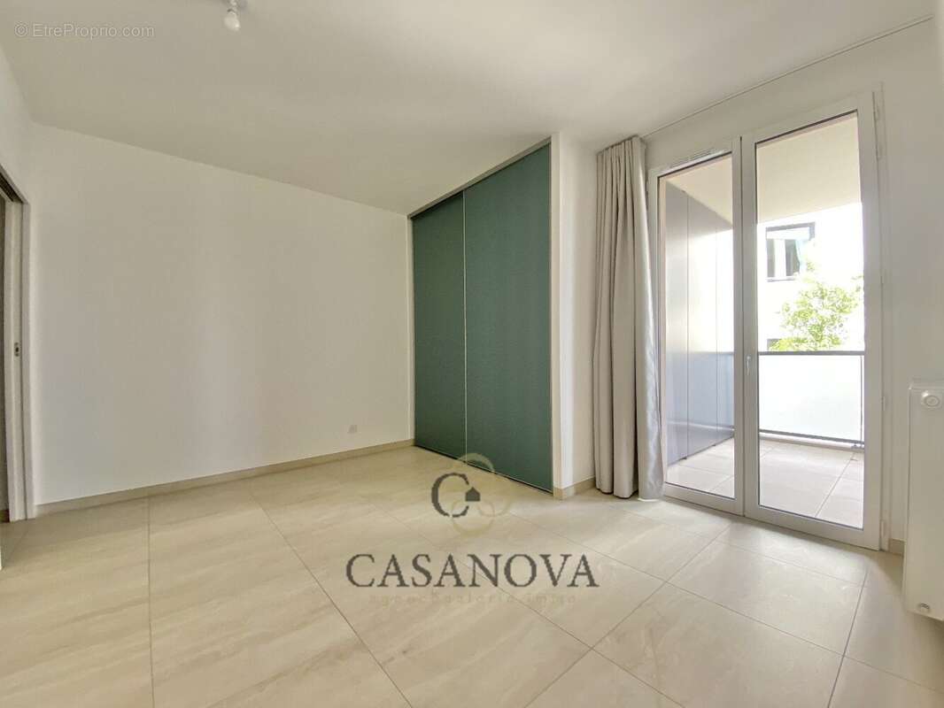 Appartement à CASTELNAU-LE-LEZ