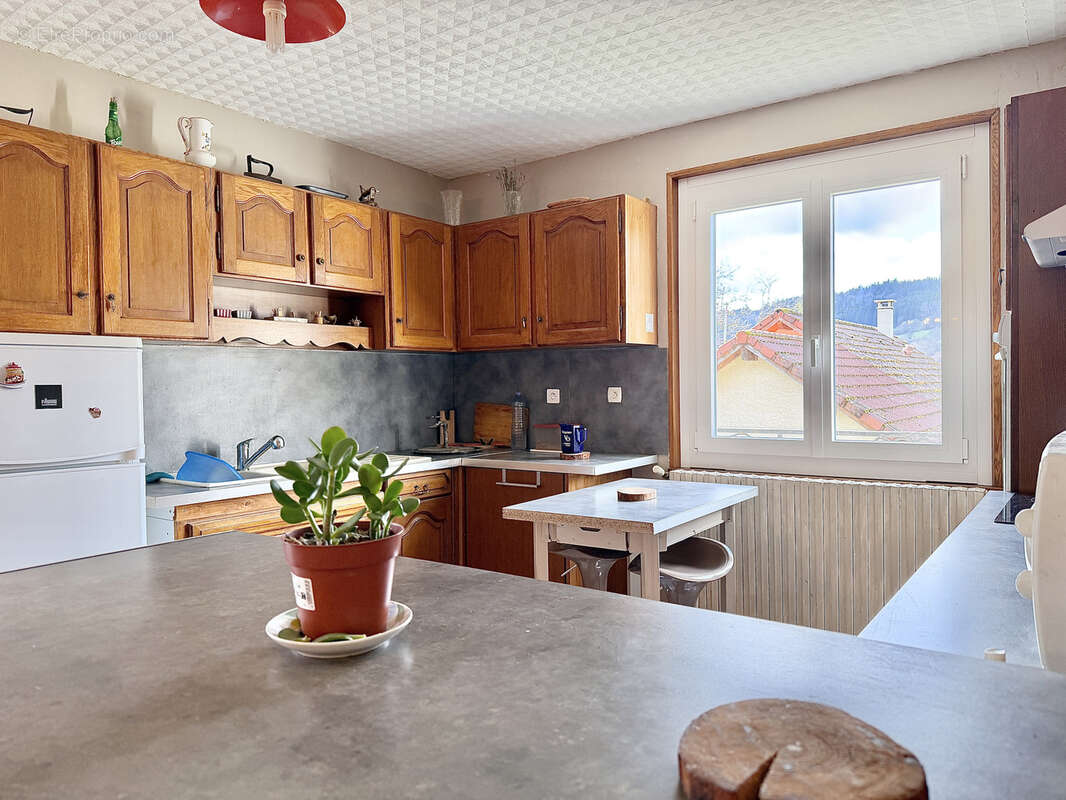 Maison à VIUZ-EN-SALLAZ