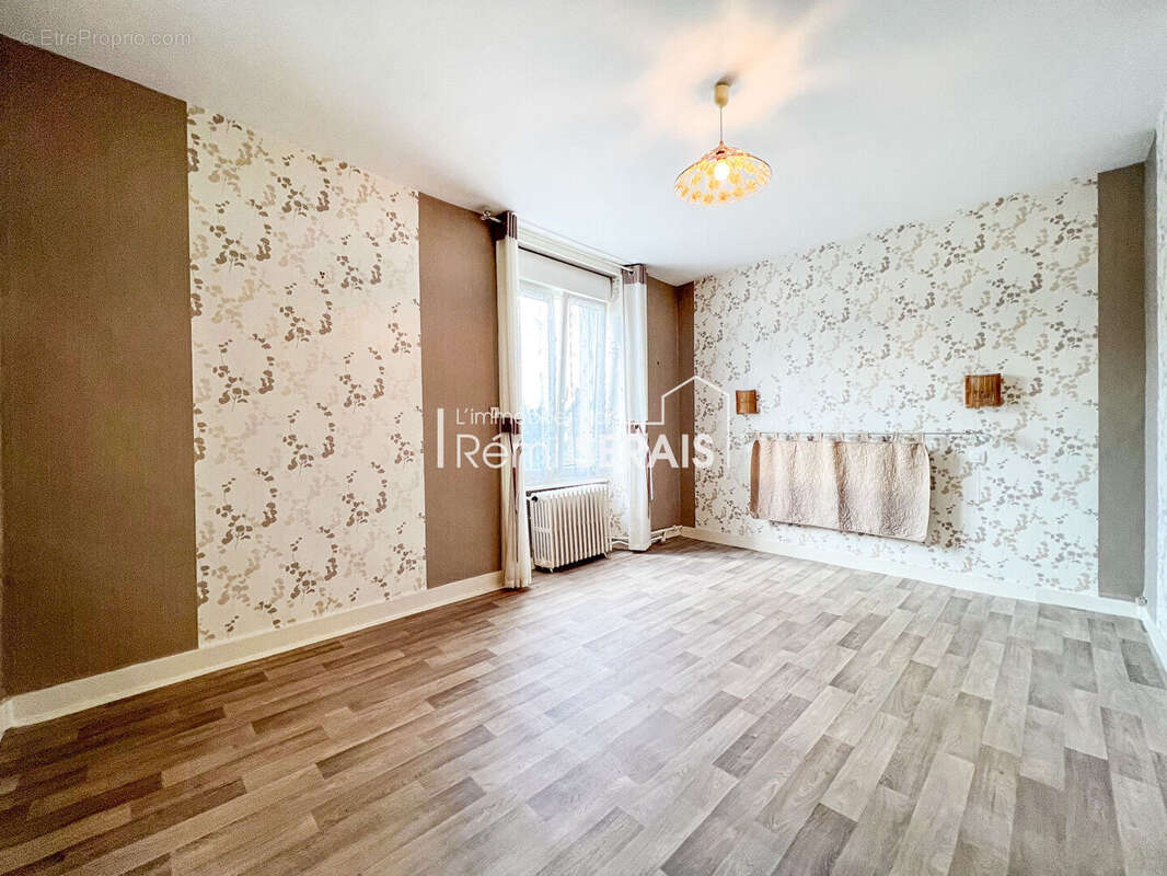 Maison à CERISY-BELLE-ETOILE