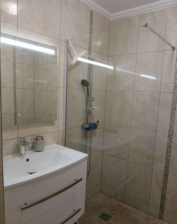 Appartement à LE CANNET