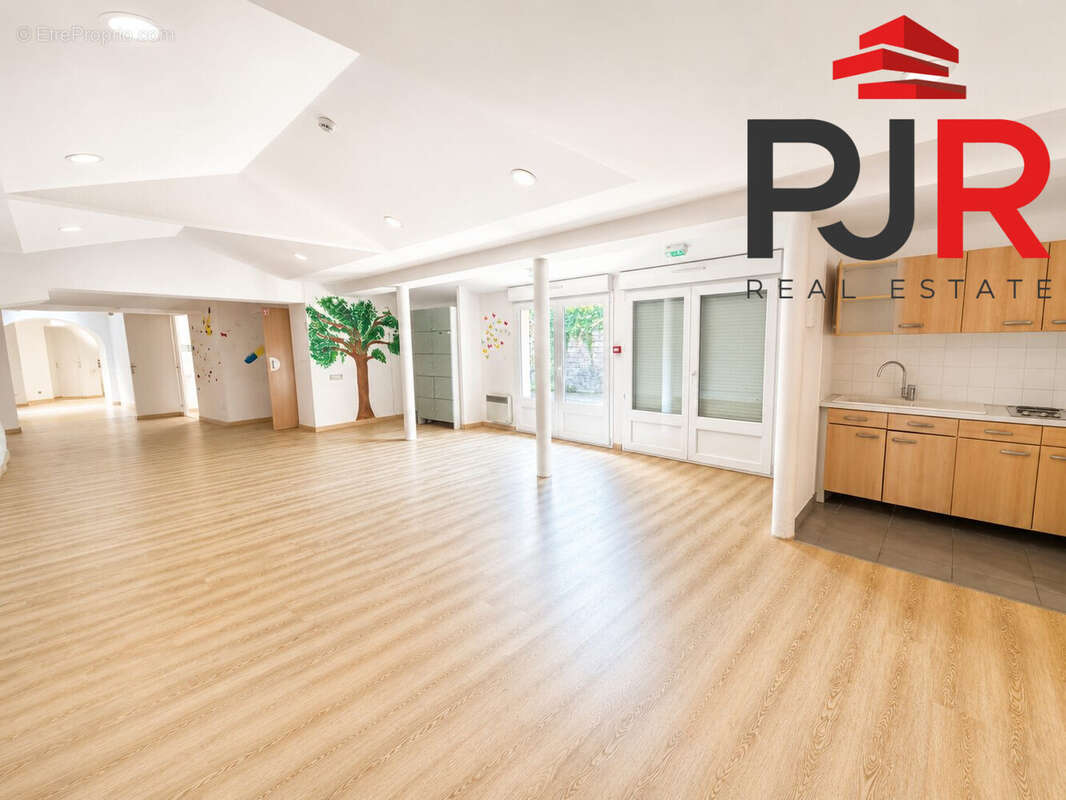 Commerce 1066 m² à Epinal  - photo 5