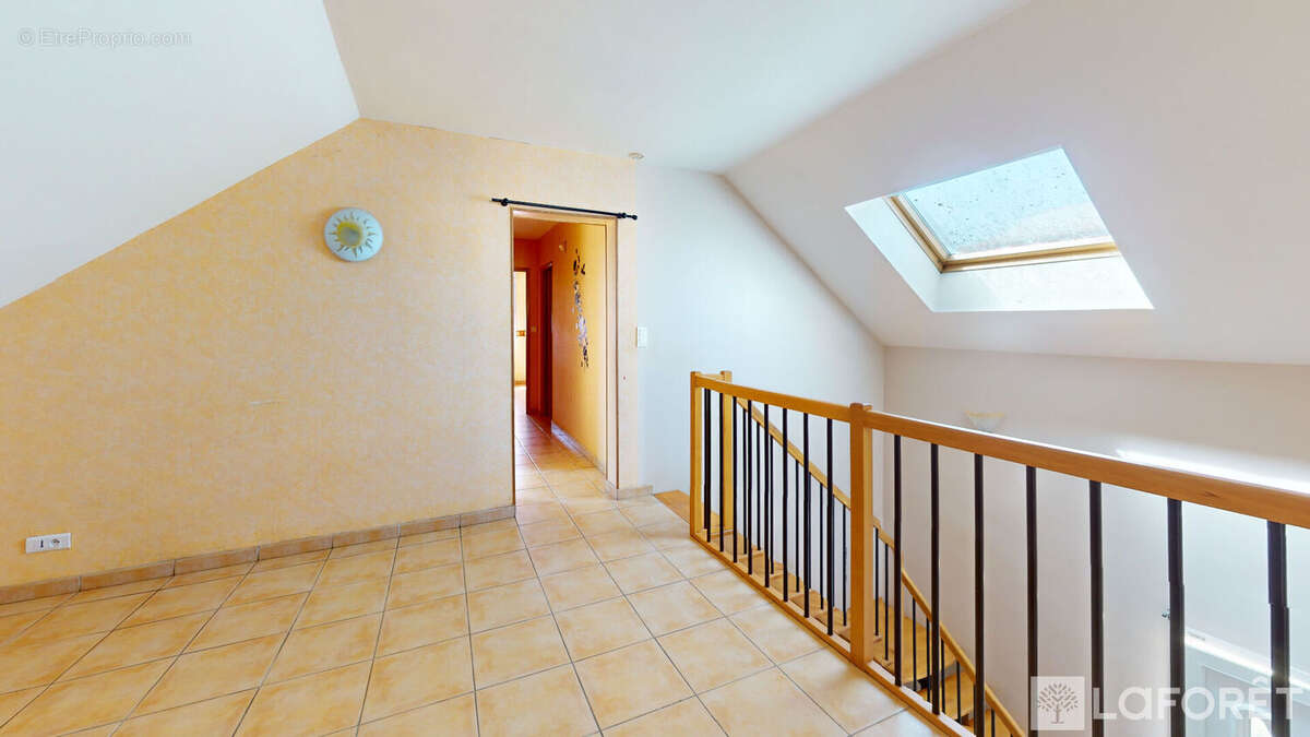 Maison à ROMILLY-SUR-SEINE