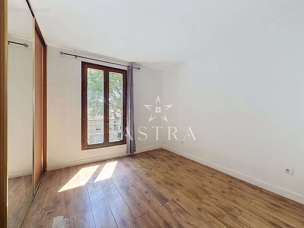 Maison 4 pièces - 83,78 m² à rénover - photo 4