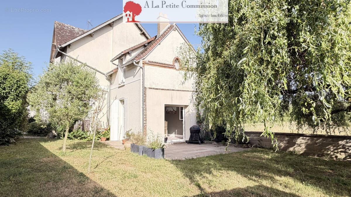 Maison à THIVARS