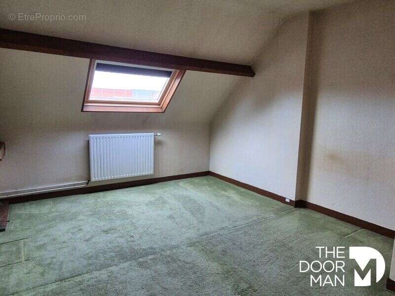 Maison à LE PERRAY-EN-YVELINES