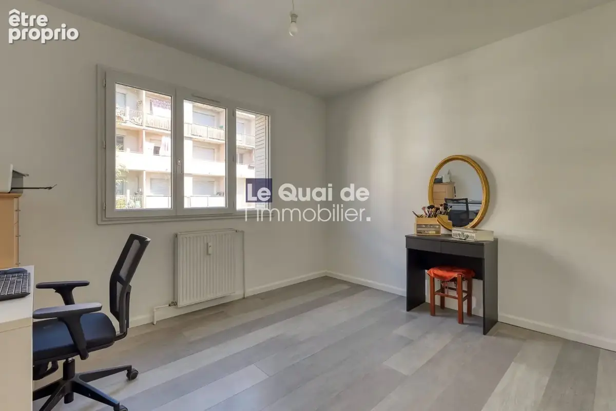 Appartement 81 m² à Grenoble  - photo 8