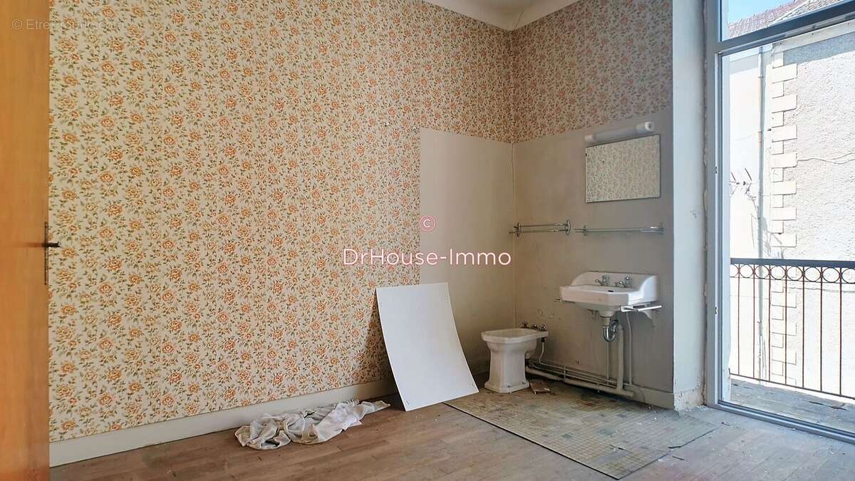 Appartement 295 m² à Perigueux  - photo 14