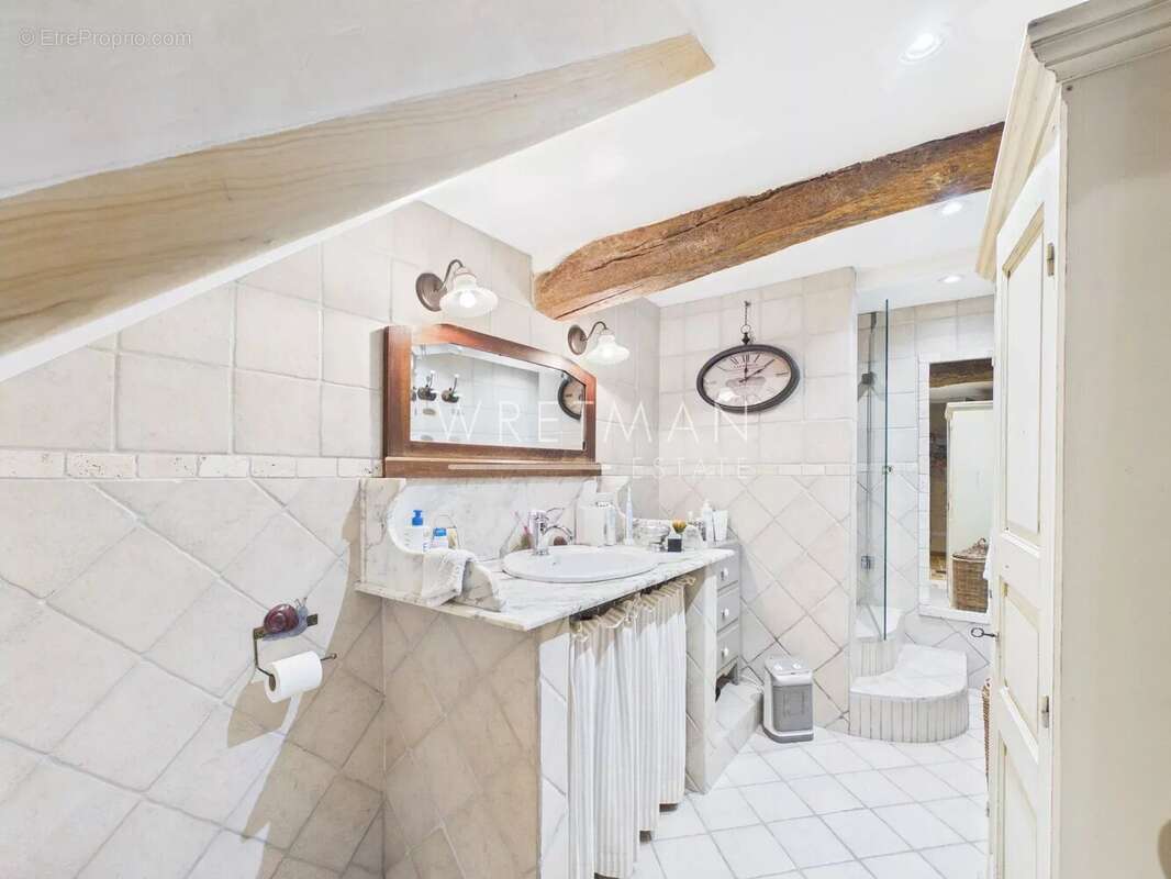 Appartement à VENCE