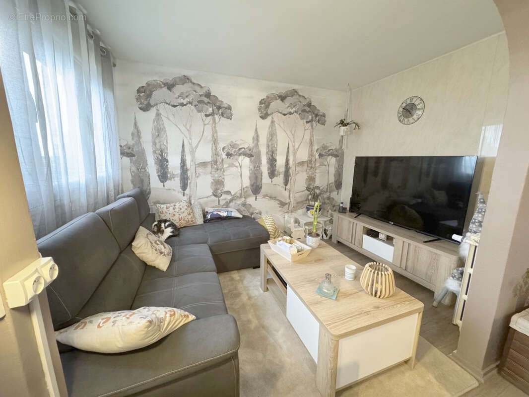 Appartement à VILLIERS-SUR-ORGE