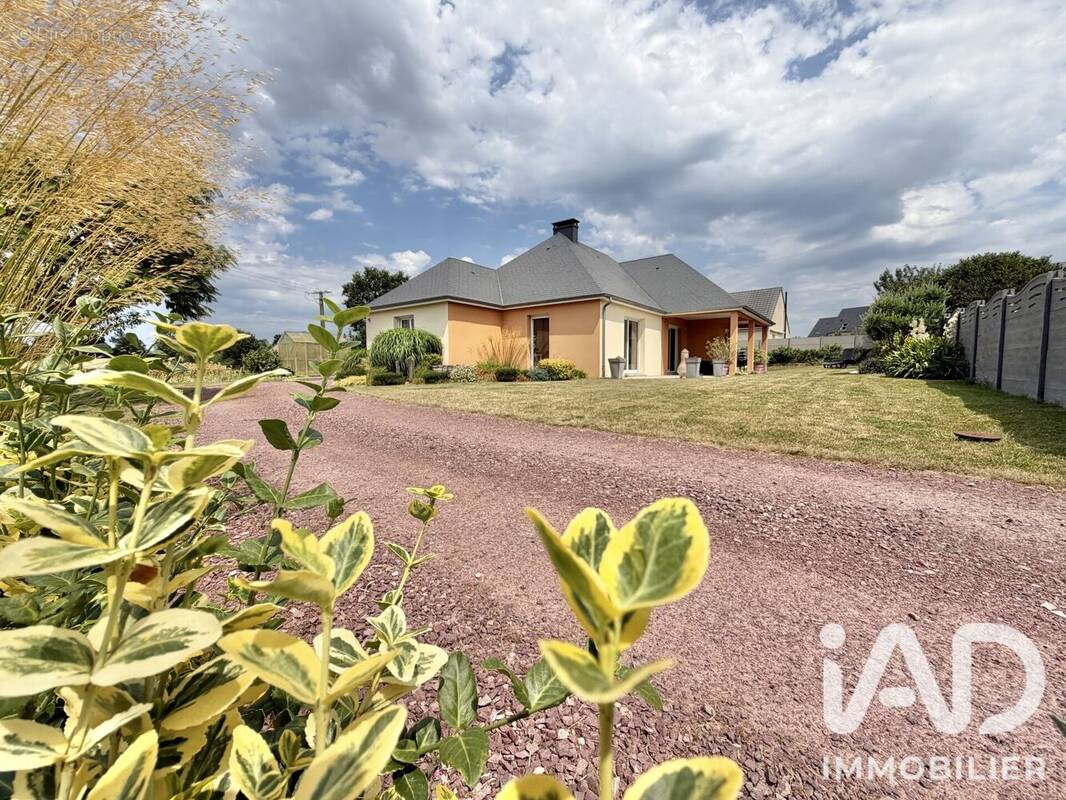 Photo 1 - Maison à COURCY