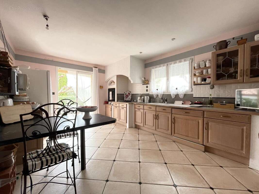 Maison à SAINT-FELIX-DE-LODEZ