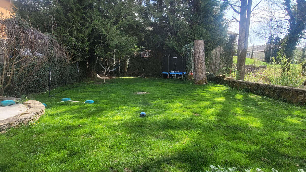 Maison à BELLEGARDE-SUR-VALSERINE