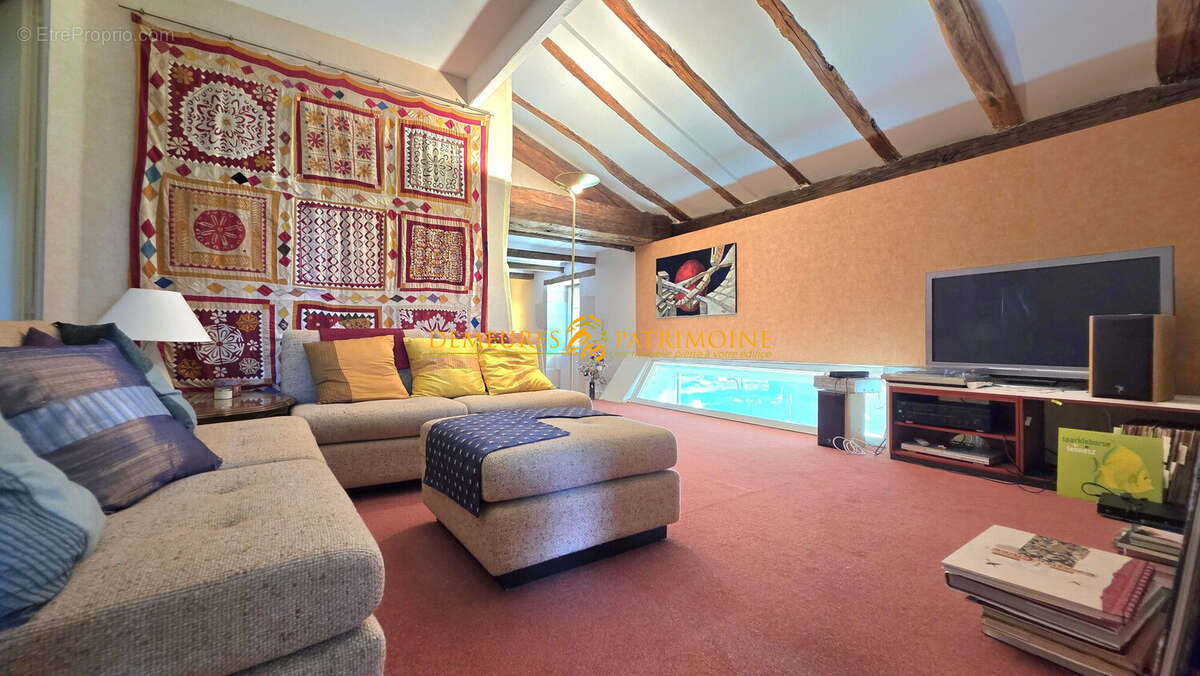 Maison à MAZEROLLES