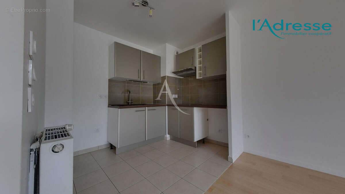 Appartement à EMERAINVILLE