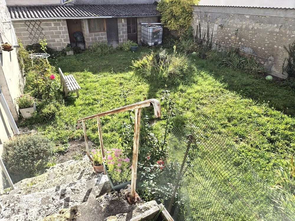Maison à BEAUNE-LA-ROLANDE